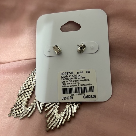 Claire’s sensitive solutions earrings new - Picture 5 of 9